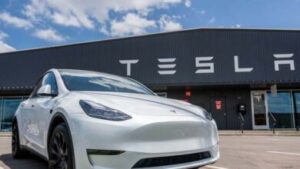 भारत में टेस्ला क्यों फेल हुई? 10% टारगेट भी नहीं हुआ पूरा, क्या 6-सीटर से होगा डैमेज कंट्रोल?