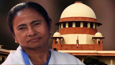 ‘सीएम ने लोकतंत्र को खतरे में डाला’, मतदान से ठीक पहले ममता को SC ने फटकारा
