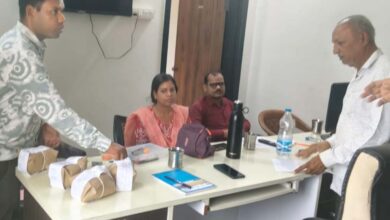 रायपुर : खाद्य एवं औषधि प्रशासन टीम ने की गुणवत्ता जांच,स्वच्छता में कमी पर दुकान को नोटिस