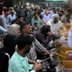 पाकिस्तान के पेट्रोलियम मंत्री का बड़ा कबूलनामा, कहा- 5-7 दिन का कच्चा तेल बचा, ‘लॉकडाउन’ की तैयारी