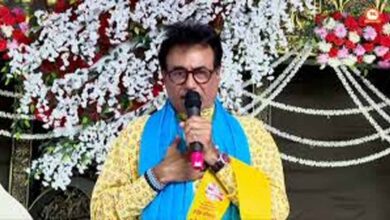 प्रयागराज में बागेश्वर धाम की कथा में नीतीश भारद्वाज ने धर्म और समाज पर रखे विचार