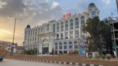 करेंसी टावर में लिफ्ट फेल, सुरक्षा पर सवाल: IAS के बाद अब कांग्रेस नेता भी फंसे