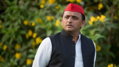 अखिलेश यादव का बड़ा दांव: सपा सरकार बनी तो 300 यूनिट बिजली फ्री, महिलाओं को 40 हजार पेंशन