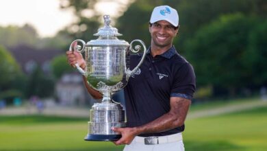 107 साल बाद इतिहास रचा! भारतीय मूल के गोल्फर ने PGA Championship जीतकर दुनिया को चौंकाया 107 साल बाद इतिहास रचा! भारतीय मूल के गोल्फर ने PGA Championship जीतकर दुनिया को चौंकाया