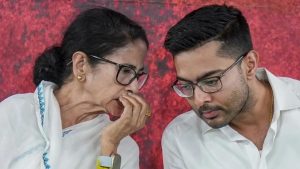 ममता बनर्जी को बड़ा झटका! अपने बूथ पर ही पिछड़े TMC नेता, EC रिपोर्ट ने खोली पोल