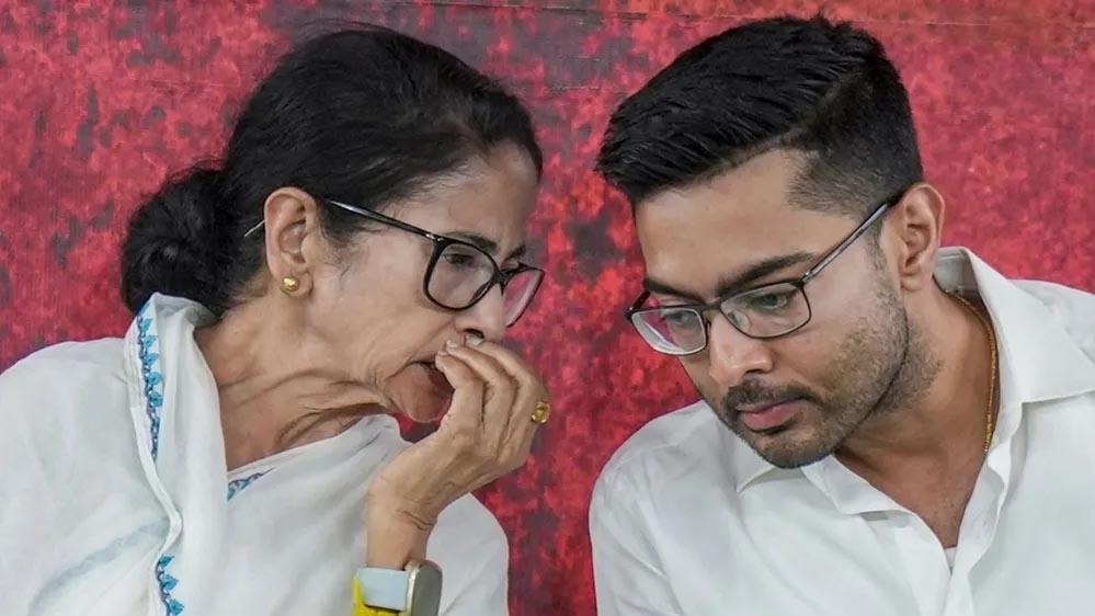 ममता बनर्जी को बड़ा झटका! अपने बूथ पर ही पिछड़े TMC नेता, EC रिपोर्ट ने खोली पोल