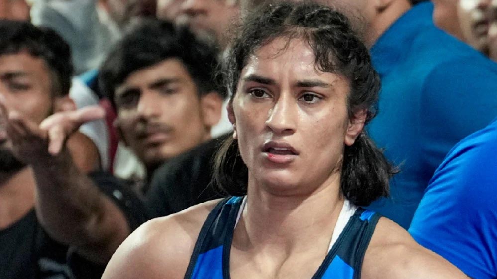 ट्रायल्स में बड़ा उलटफेर, Vinesh Phogat को मीनाक्षी ने हराकर चौंकाया