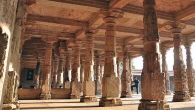 भोजशाला :सर्वे में मिले ऐतिहासिक तांबे के सिक्के और शिलालेख, ASI ने पेश की 2189 पेज की रिपोर्ट