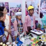 सीएम योगी ने बताया, कैसे पेश आएं बच्चों से