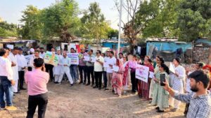“हरियाली बचाओ-भोपाल बचाओ” के नारों से गूंजा अयोध्या नगर मुख्य मार्ग