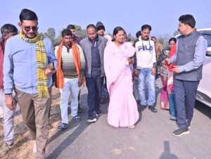 सूरजपुर में खराब सोलर पम्प हुए दुरुस्त, ग्रामीणों के चेहरे पर फिर आई मुस्कान