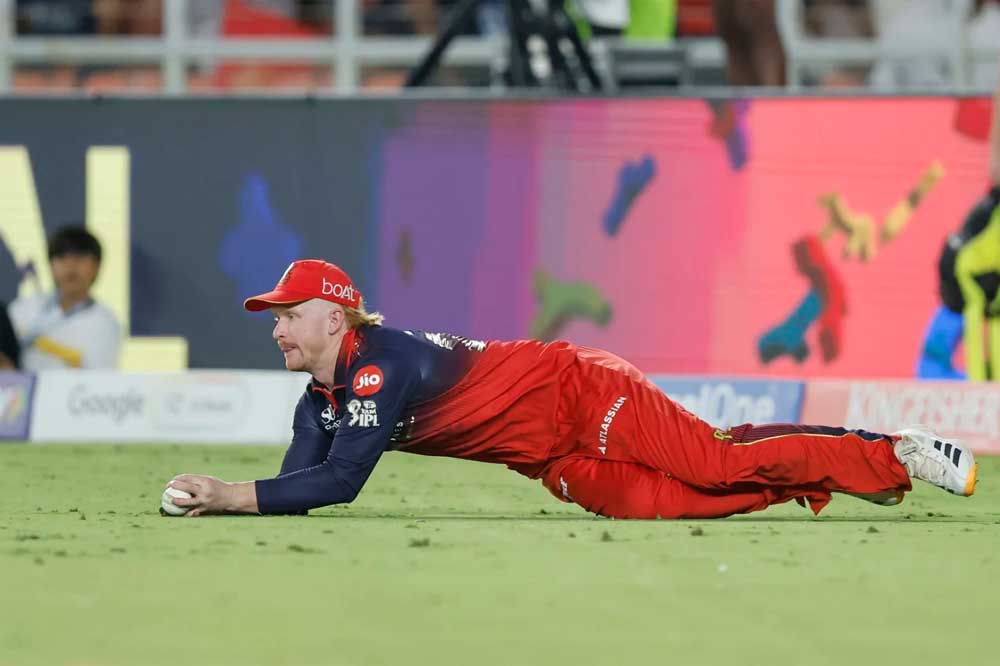 वॉशिंगटन सुंदर के दमदार पचासे से गुजरात टाइटंस 156 रन तक पहुंची, RCB को मिला चुनौतीपूर्ण लक्ष्य वॉशिंगटन सुंदर के दमदार पचासे से गुजरात टाइटंस 156 रन तक पहुंची, RCB को मिला चुनौतीपूर्ण लक्ष्य