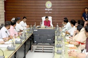 अधिकारियों को दिए त्वरित कार्रवाई के निर्देश अधिकारियों को दिए त्वरित कार्रवाई के निर्देश