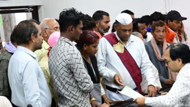 जनदर्शन में 103 आवेदनों पर हुई सुनवाई, कलेक्टर ने शिकायतों के त्वरित निराकरण के दिए निर्देश