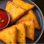 शाम के नाश्ते के लिए हेल्दी विकल्प: मूंग दाल और पनीर से बनाएं हाई-प्रोटीन ब्रेड पकौड़ा