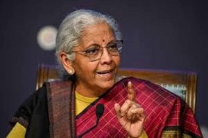 वित्त मंत्री बोलीं—भारत सबसे तेजी से बढ़ती अर्थव्यवस्था, विपक्ष संकट का माहौल बनाता है