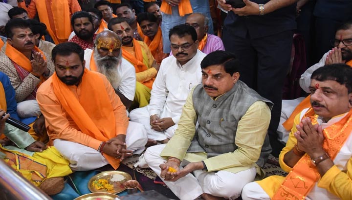 गरीब परिवार में जन्में प्रधानमंत्री मोदी आज देश के गरीब परिवारों के लिए हैं आदर्श: मुख्यमंत्री डॉ. यादव