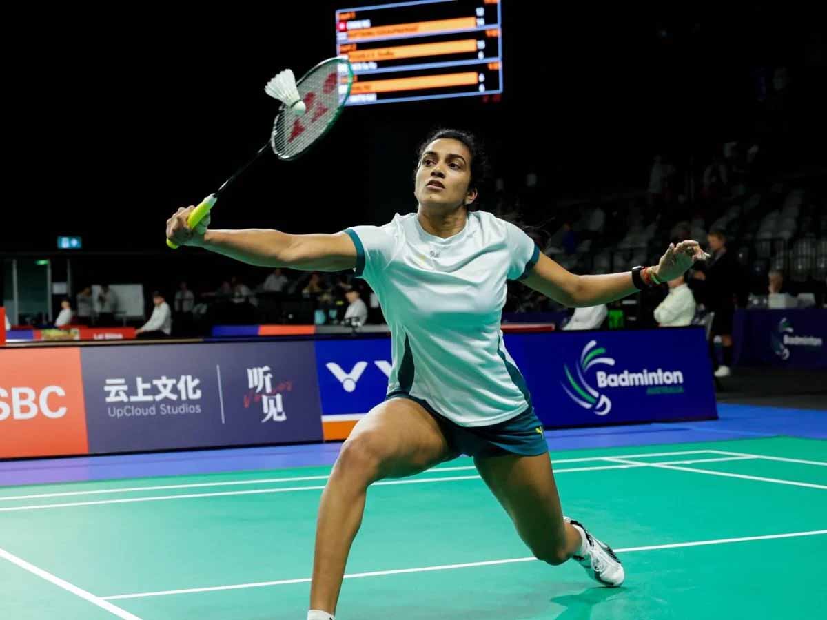 पहले गेम में कड़ी टक्कर के बावजूद सिंधु नहीं बचा सकीं बढ़त, फाइनल से बाहर