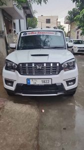 यातायात नियम उल्लंघन पर बड़ी कार्रवाई, काली फिल्म और VIP नंबर प्लेट पर सबसे ज्यादा चालान