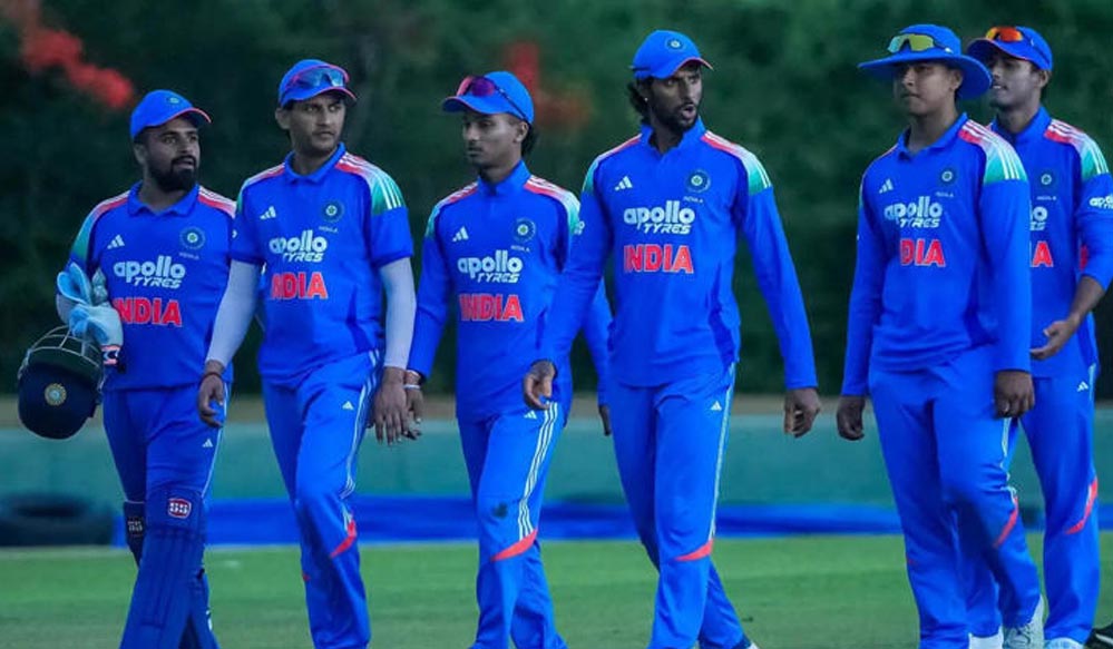 बारिश बनी विलेन, 349 रन बनाने के बाद भी मिली हार; अब ट्राई सीरीज फाइनल की राह कैसे होगी तय? बारिश बनी विलेन, 349 रन बनाने के बाद भी मिली हार; अब ट्राई सीरीज फाइनल की राह कैसे होगी तय?