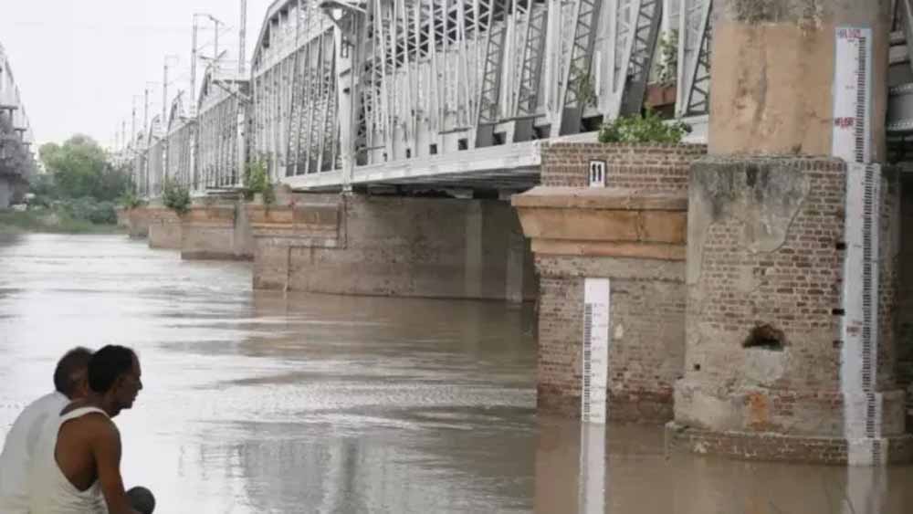 यमुना पुनरुद्धार पर सख्ती, 2026 तक सभी प्रोजेक्ट पूरे करने का लक्ष्य तय