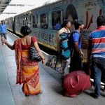 रेल यात्रियों को बड़ी राहत: वेटिंग टिकट होने पर भी सफर के दौरान मिल सकेगी कन्फर्म सीट
