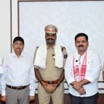 शौर्य चक्र से सम्मानित वीर जवानों से मिले उपमुख्यमंत्री विजय शर्मा, किया सम्मान और उत्साहवर्धन शौर्य चक्र से सम्मानित वीर जवानों से मिले उपमुख्यमंत्री विजय शर्मा, किया सम्मान और उत्साहवर्धन