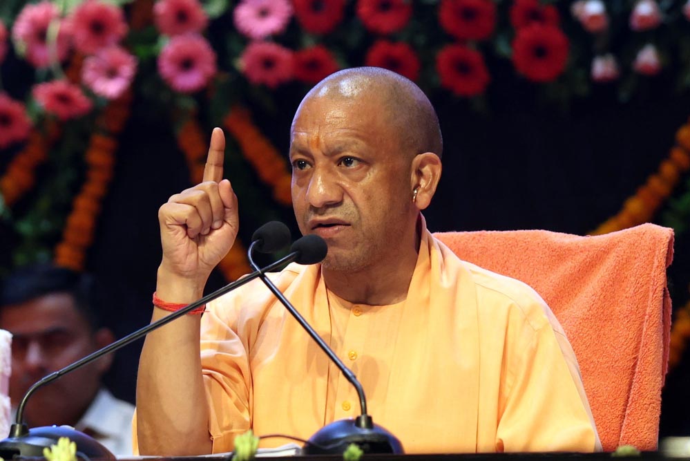 CM का बड़ा ऐलान: हर शहर और गांव को ग्रीन मोबिलिटी इलेक्ट्रिक सेवा से जोड़ेंगे CM का बड़ा ऐलान: हर शहर और गांव को ग्रीन मोबिलिटी इलेक्ट्रिक सेवा से जोड़ेंगे