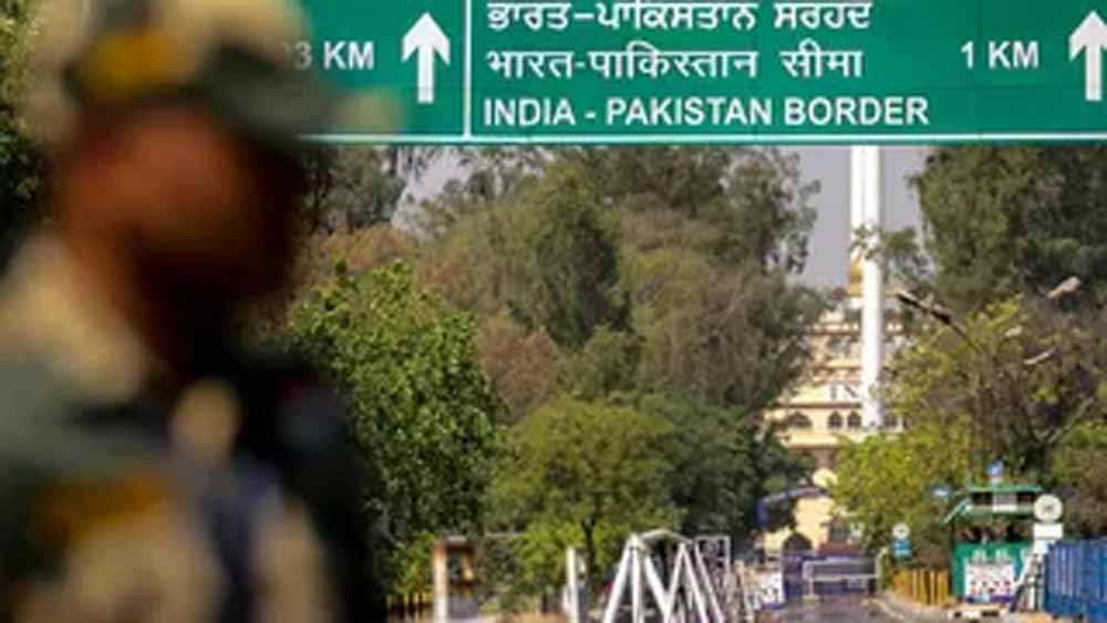 अटारी बॉर्डर से बैरंग लौटे श्रद्धालु, एचएसजीएमसी ने बैठाई जांच