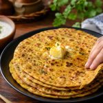 बची हुई दाल से बनाएं झटपट टेस्टी और क्रिस्पी दाल पराठा रेसिपी बची हुई दाल से बनाएं झटपट टेस्टी और क्रिस्पी दाल पराठा रेसिपी