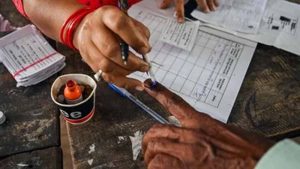 उत्तर प्रदेश में पंचायत मतदाताओं की संख्या 12.58 करोड़ पहुंची, बलिया में सबसे ज्यादा बढ़ोतरी उत्तर प्रदेश में पंचायत मतदाताओं की संख्या 12.58 करोड़ पहुंची, बलिया में सबसे ज्यादा बढ़ोतरी