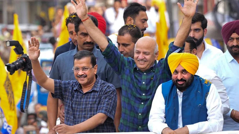 घर-घर पहुंचेगी आम आदमी पार्टी, लोक मिलनी अभियान से गिनाएगी सरकार की उपलब्धियां घर-घर पहुंचेगी आम आदमी पार्टी, लोक मिलनी अभियान से गिनाएगी सरकार की उपलब्धियां