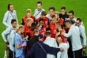FIFA के अनिवार्य हाइड्रेशन ब्रेक्स पर बवाल, फैंस बोले- मैच का फ्लो हो रहा खराब, मजा हो रहा किरकिरा