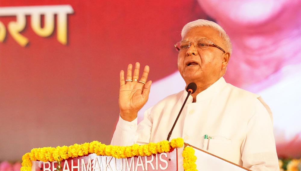 राष्ट्रपति मुर्मु का संदेश: विकास और संस्कृति के संतुलन से ही बनेगा सशक्त भारत राष्ट्रपति मुर्मु का संदेश: विकास और संस्कृति के संतुलन से ही बनेगा सशक्त भारत