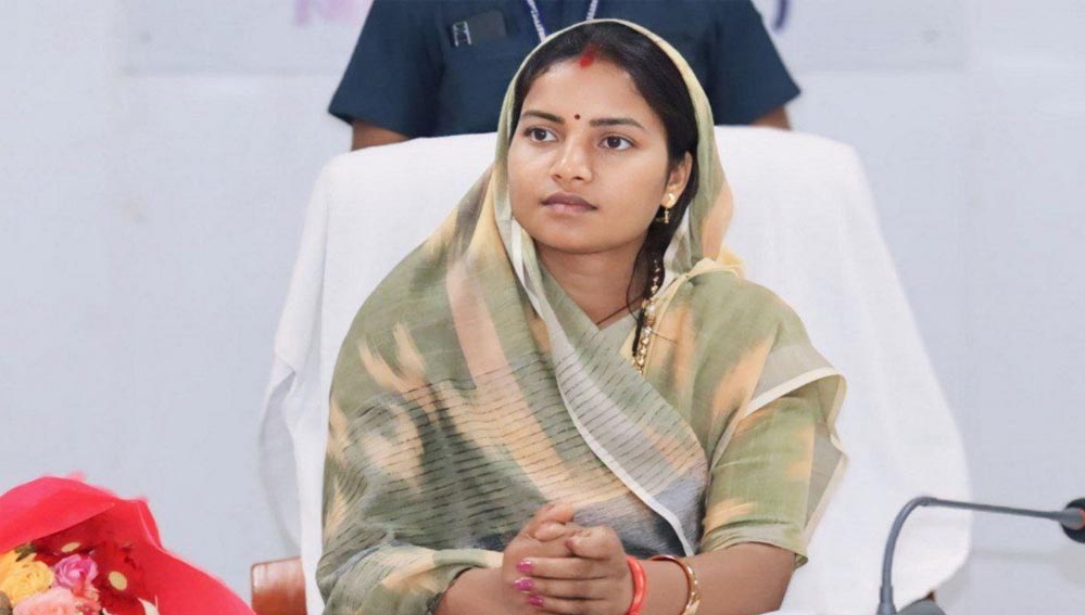 कुपोषण के खिलाफ बड़ा अभियान, मुनगा को जन-जन तक पहुंचाने की तैयारी, मंत्री राजवाड़े का संदेश कुपोषण के खिलाफ बड़ा अभियान, मुनगा को जन-जन तक पहुंचाने की तैयारी, मंत्री राजवाड़े का संदेश
