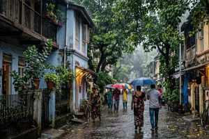 बारिश और तेज हवाओं से बदलेगा मौसम, कई जिलों में वज्रपात की चेतावनी बारिश और तेज हवाओं से बदलेगा मौसम, कई जिलों में वज्रपात की चेतावनी