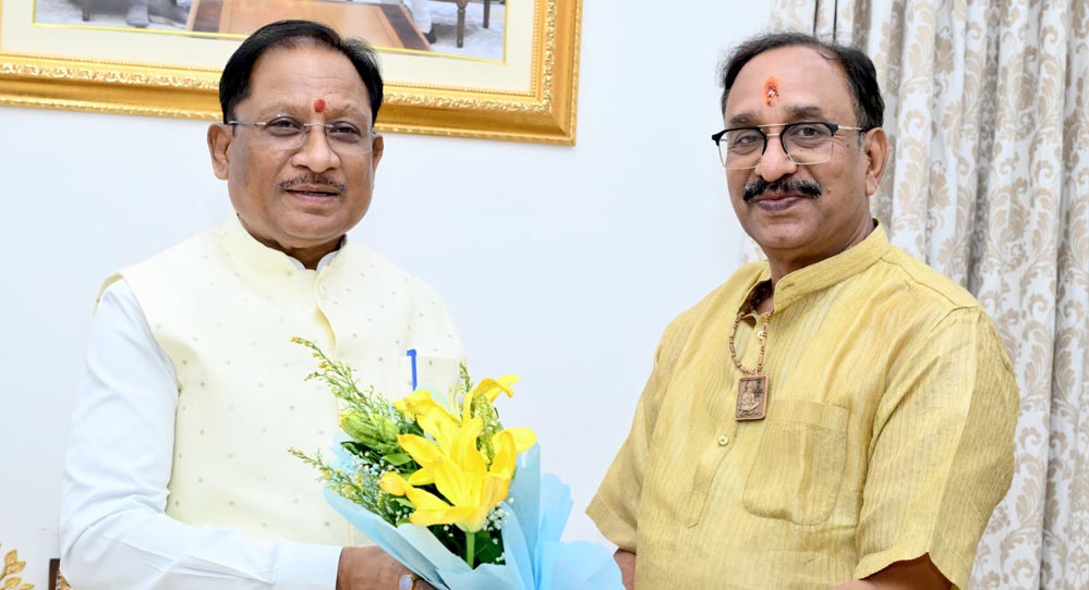 छत्तीसगढ़ योग आयोग के नवनियुक्त अध्यक्ष संजय अग्रवाल ने मुख्यमंत्री से की शिष्टाचार भेंट छत्तीसगढ़ योग आयोग के नवनियुक्त अध्यक्ष संजय अग्रवाल ने मुख्यमंत्री से की शिष्टाचार भेंट