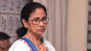 TMC में अनुशासनहीनता पर सख्ती, ममता ने दो नेताओं को पार्टी से निकाला TMC में अनुशासनहीनता पर सख्ती, ममता ने दो नेताओं को पार्टी से निकाला