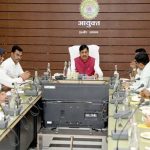 इंदौर के जल संकट पर एक्शन मोड में सीएम डॉ. यादव, हालात की समीक्षा के लिए बुलाई अहम बैठक इंदौर के जल संकट पर एक्शन मोड में सीएम डॉ. यादव, हालात की समीक्षा के लिए बुलाई अहम बैठक