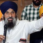 पंजाब की राजनीति में हलचल तेज, बिक्रम मजीठिया पर केस के बाद घर पहुंची पुलिस