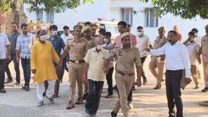 राम मंदिर चढ़ावा घोटाला: सभी आरोपियों के ठिकानों पर छापे, पुलिस करेगी कस्टडी रिमांड की मांग