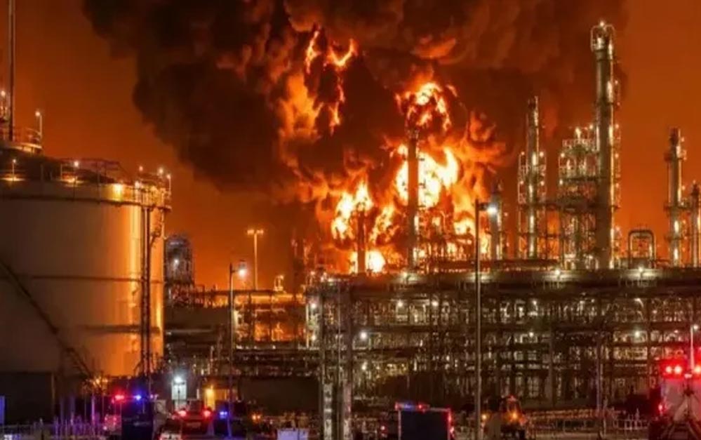 कतर में मौत का धमाका! LNG प्लांट हादसे में 12 भारतीयों सहित 13 की जान गई, 66 घायल