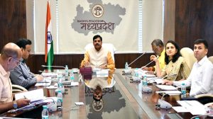 निर्धन परिवार, वृद्धजन और दिव्यांग साथी स्वयं को बेसहारा न समझें: मुख्यमंत्री डॉ. यादव