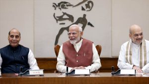 मोदी कैबिनेट विस्तार की चर्चाएं तेज, किस मंत्री की होगी छुट्टी और कौन बन सकता है नया चेहरा?