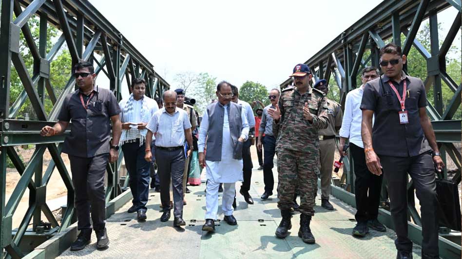 मुख्यमंत्री विष्णु देव साय ने किया निरीक्षण, कहा – दूरस्थ क्षेत्रों तक विकास पहुंचाना हमारी सर्वोच्च प्राथमिकता