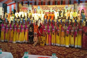 रामगढ़ महोत्सव में सजी रामभक्ति की शाम, रामलीला, कवि सम्मेलन और ‘जटायु मोक्ष’ ने जीता दिल
