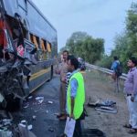 यमुना एक्सप्रेसवे पर दर्दनाक सड़क हादसा, ट्रक में घुसी वोल्वो; 4 की मौत, 19 लोग घायल