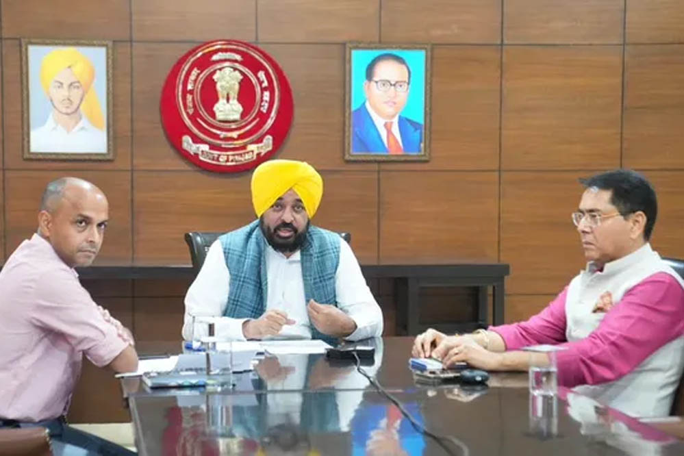 नशे के खिलाफ एक्शन मोड में CM भगवंत मान, DC-SSP को दिए सख्त निर्देश और चेतावनी नशे के खिलाफ एक्शन मोड में CM भगवंत मान, DC-SSP को दिए सख्त निर्देश और चेतावनी