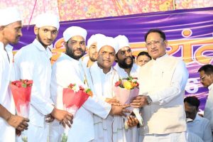 संत कबीर महोत्सव में मुख्यमंत्री साय और राज्यपाल गहलोत ने किया वृक्षारोपण, सेवा और समरसता का दिया संदेश