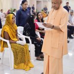 जनता दर्शन में सीएम योगी का सख्त रुख, अफसरों को दिए त्वरित कार्रवाई के निर्देश जनता दर्शन में सीएम योगी का सख्त रुख, अफसरों को दिए त्वरित कार्रवाई के निर्देश